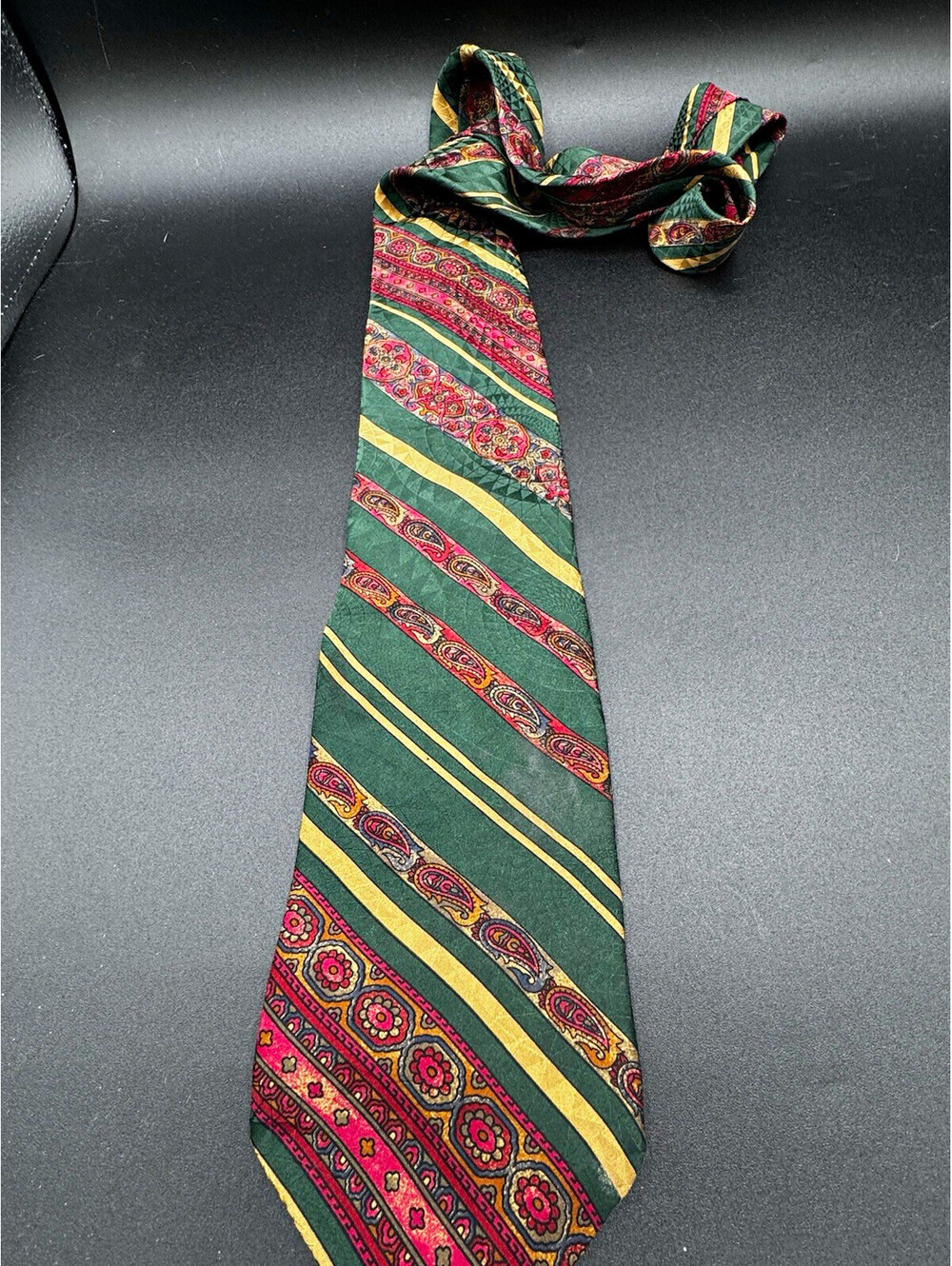 Vintage Tailors Row Finery Silk Tie Green Burgundy Paisley Fall 58” x 3.5”